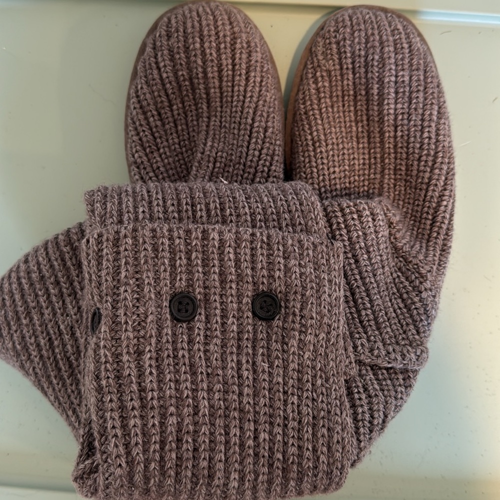 UGG Classic Cardy grey sweater boots 10